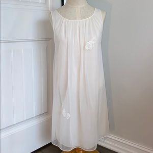**SOLD** Vintage white lingerie/nightgown